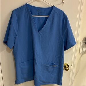 Figs Blue V-Neck Casma Scrub Top in Sz XXL